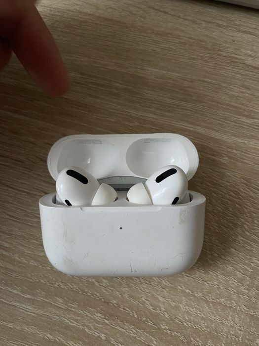 Air pods Працює добре