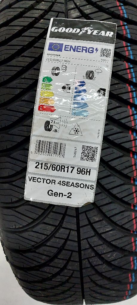 Opona 215/60/17 Goodyear Vector 4Seasons Gen-2