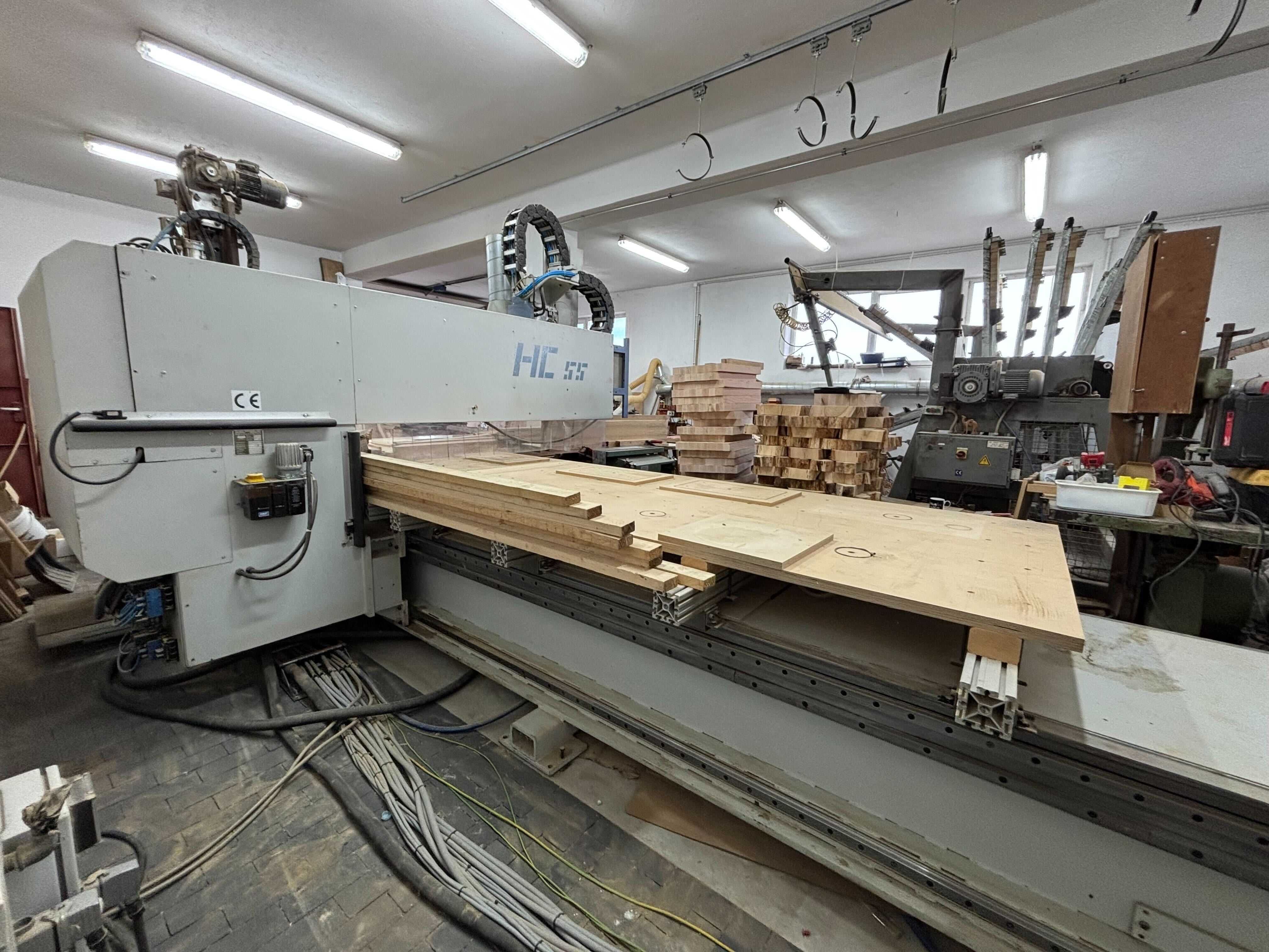 Centrum obróbcze CNC Maka HC 55 - Idealne do mebli, schodów i drzwi!