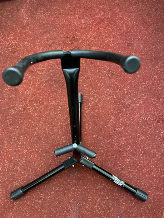 Стійка для саксофон тенор