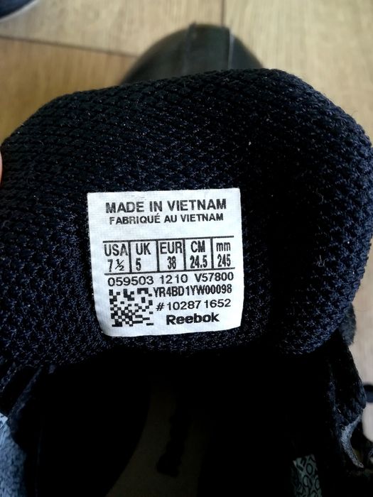 Reebok Easytone skórzane adidasy chłopięce półbuty rozmiar 38 24,5cm