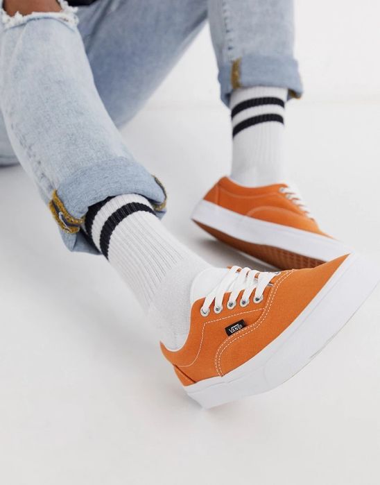 Buty damskie trampki Vans Era rozmiar 36,5 płócienne VN0A4U39WZ51
