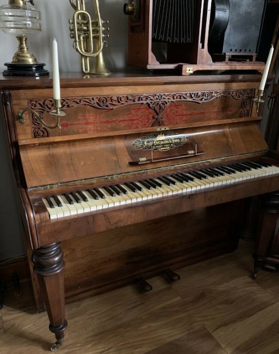 Pianino z 1830 r.