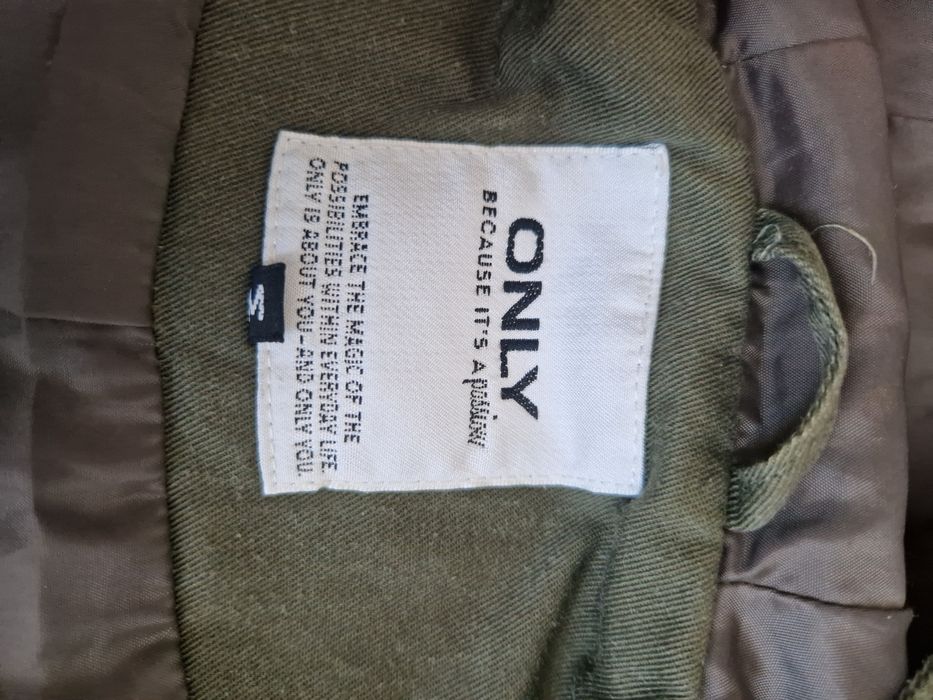Kurtka parka wiatrówka wiosna khaki oliwkowa ciemnozielona Only rozmia