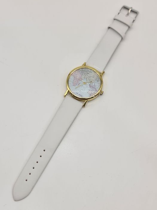 Relógio analógico Donna com mapa mundo