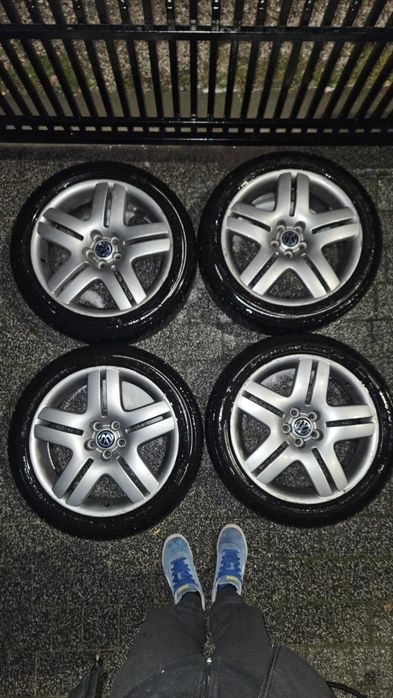 Koła VW/Audi/Seat/Skoda felgi + opony całoroczne 5x100 225/45/17
