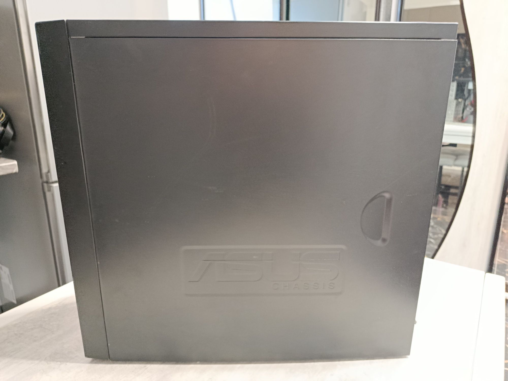 ПК системний блок DDR3 AMD + монітор та клавіатура