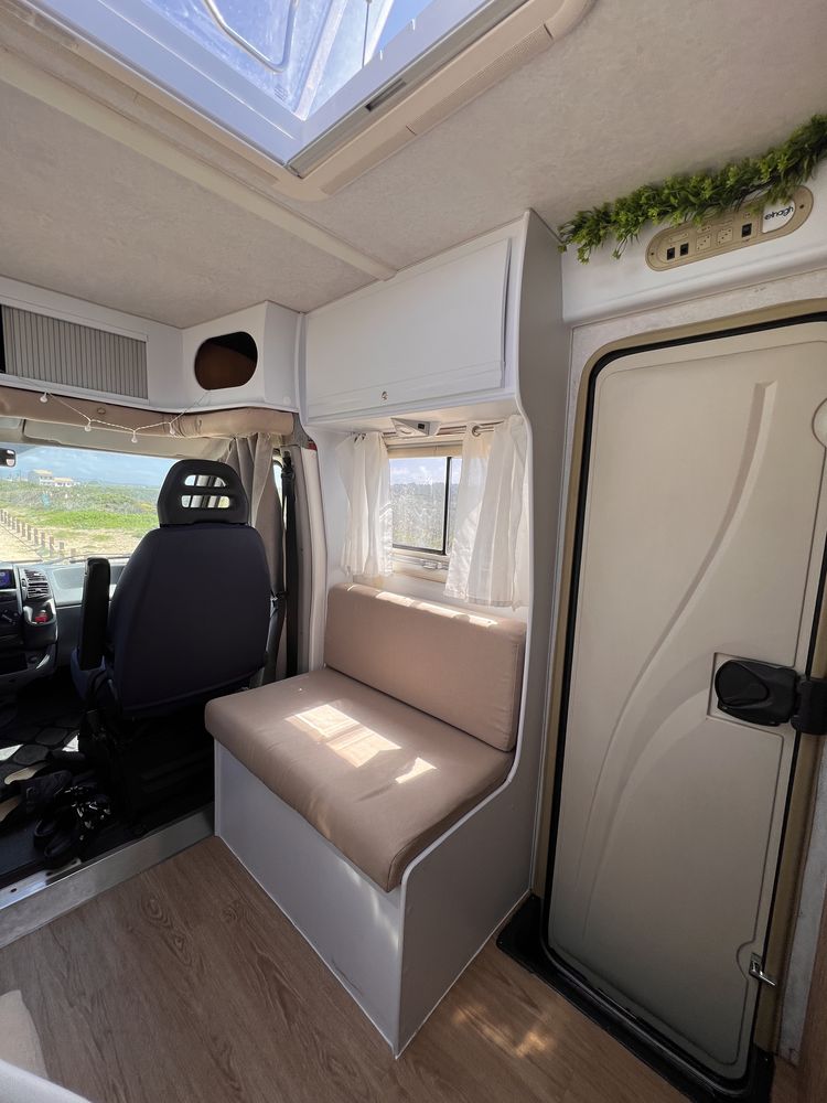 Aluguer Autocaravana Fiat ducato 4 pessoas Espaçosa