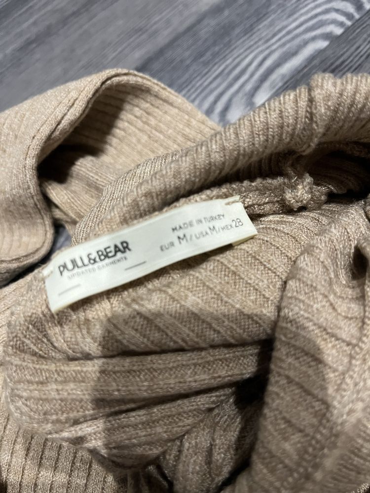 Prążkowany beżowy brązowy sweter golf Crop M 38 pull&bear