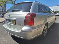 Toyota Avensis SW DiD 200Kms