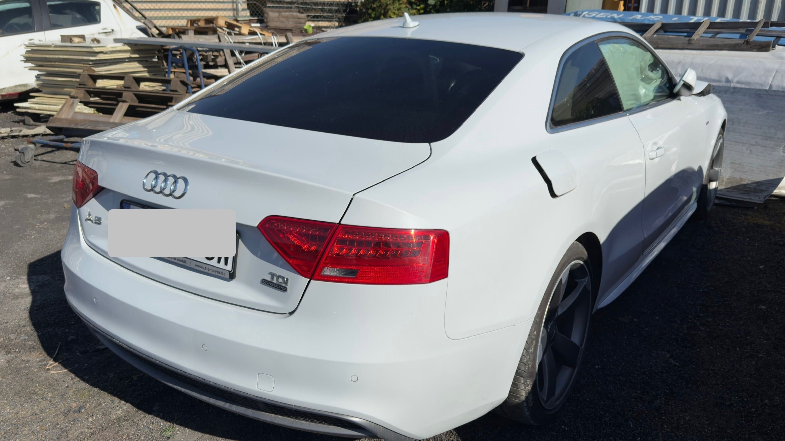 AUDI A5 2016 r. 2.0 tdi automat 2x s line felgi rotory uszkodzony