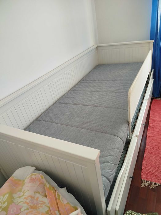 Vendo cama semi nova