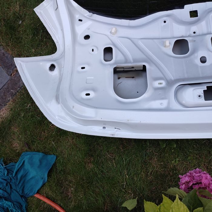 Кришка багажника Рено zoe 17 рік 41 квт