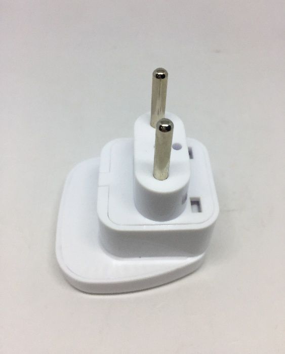 Adaptador de tomada universal para EU (Europeia)