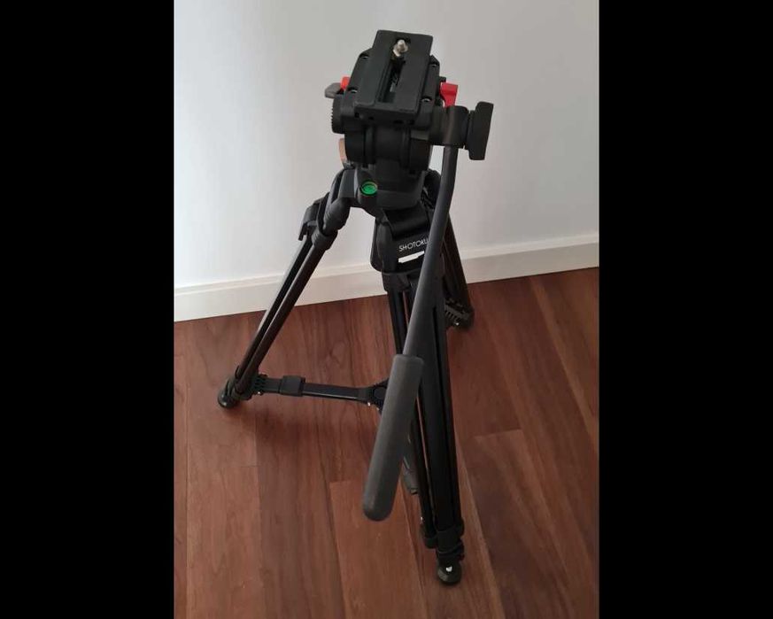 Tripé SHOTOKU SP20 no saco de origem