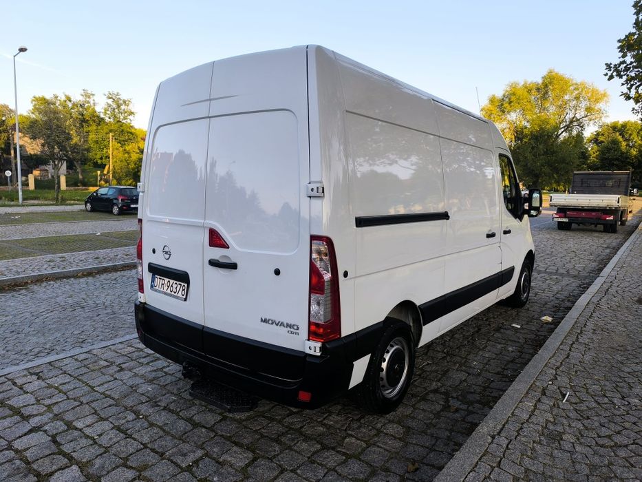 Opel Movano 2.3cdti 125km bezwypadkowy, oryginalny lakier, 250tkm