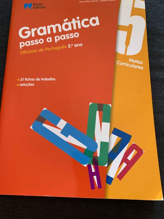 Livro de apoio de gramática 5ºano