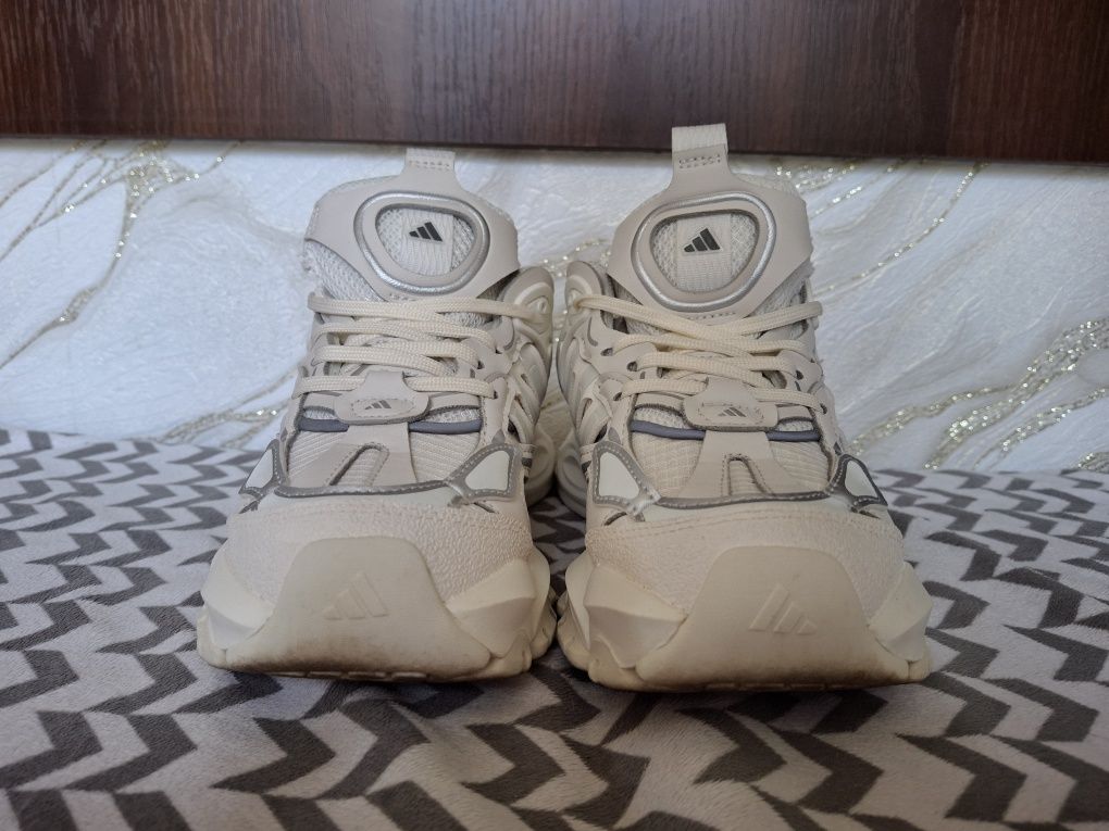 Кросівки 37 р-р, ADIDAS VENTO XLG DELUXE, взуті 2 рази, гарний стан