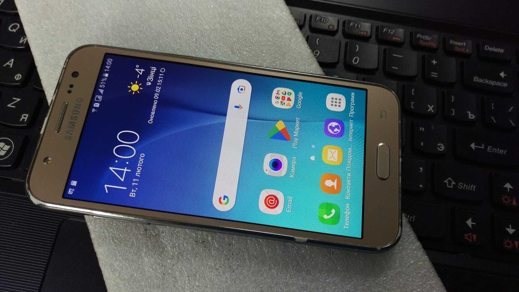 Телефон Galaxy J5 (SM-J500H)