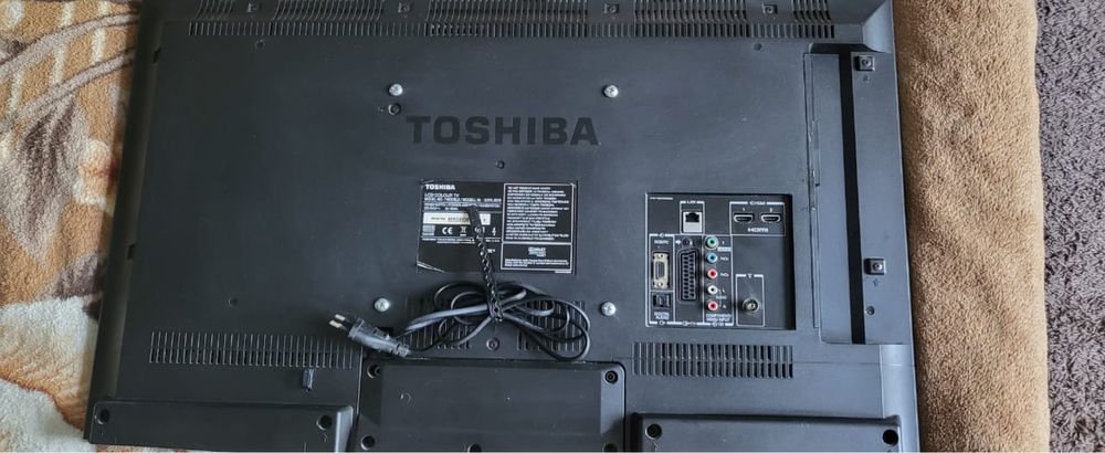 Телевізор Toshiba 32rl838