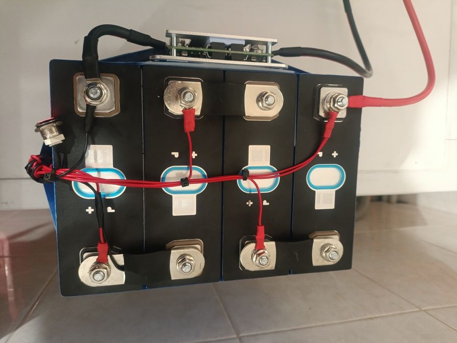 Акумуляторна збірка lifepo4 100Ah 12v