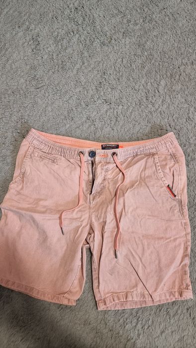 Spodenki superdry 34