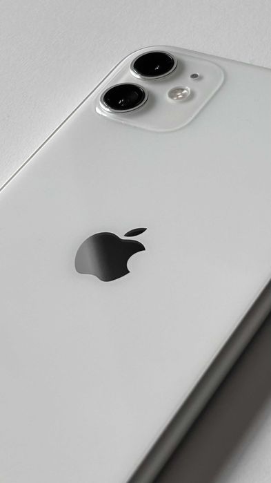 iPhone 11, 64GB stan bardzo dobry