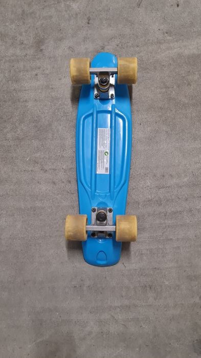Skate 4 rodas azul