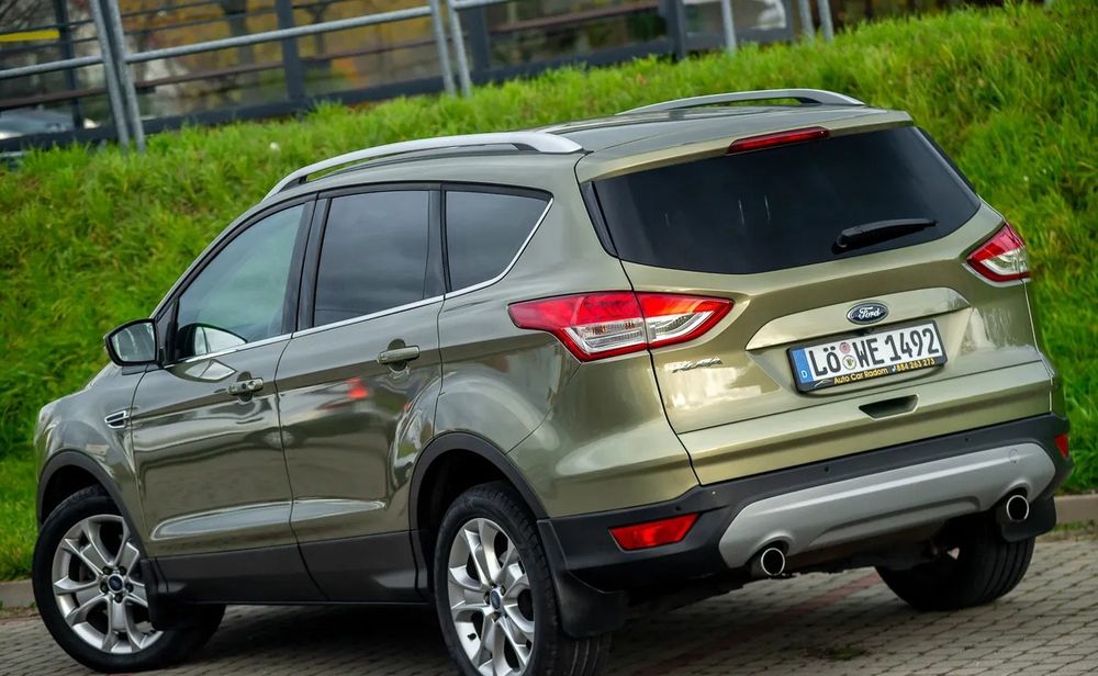 Ford Kuga 2014 року