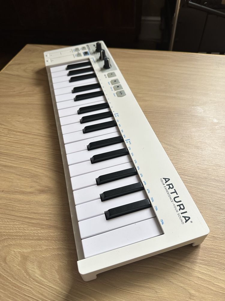 MIDI Клавіатура Arturia KeyStep
