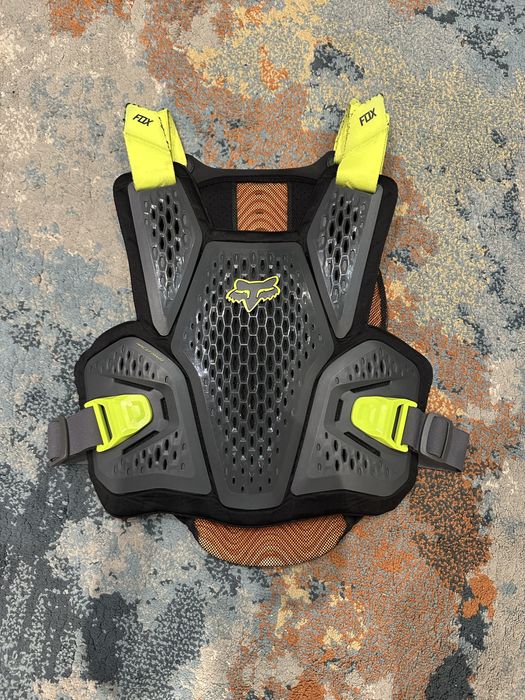 Zbroja buzer Fox Raceframe D30 S/M