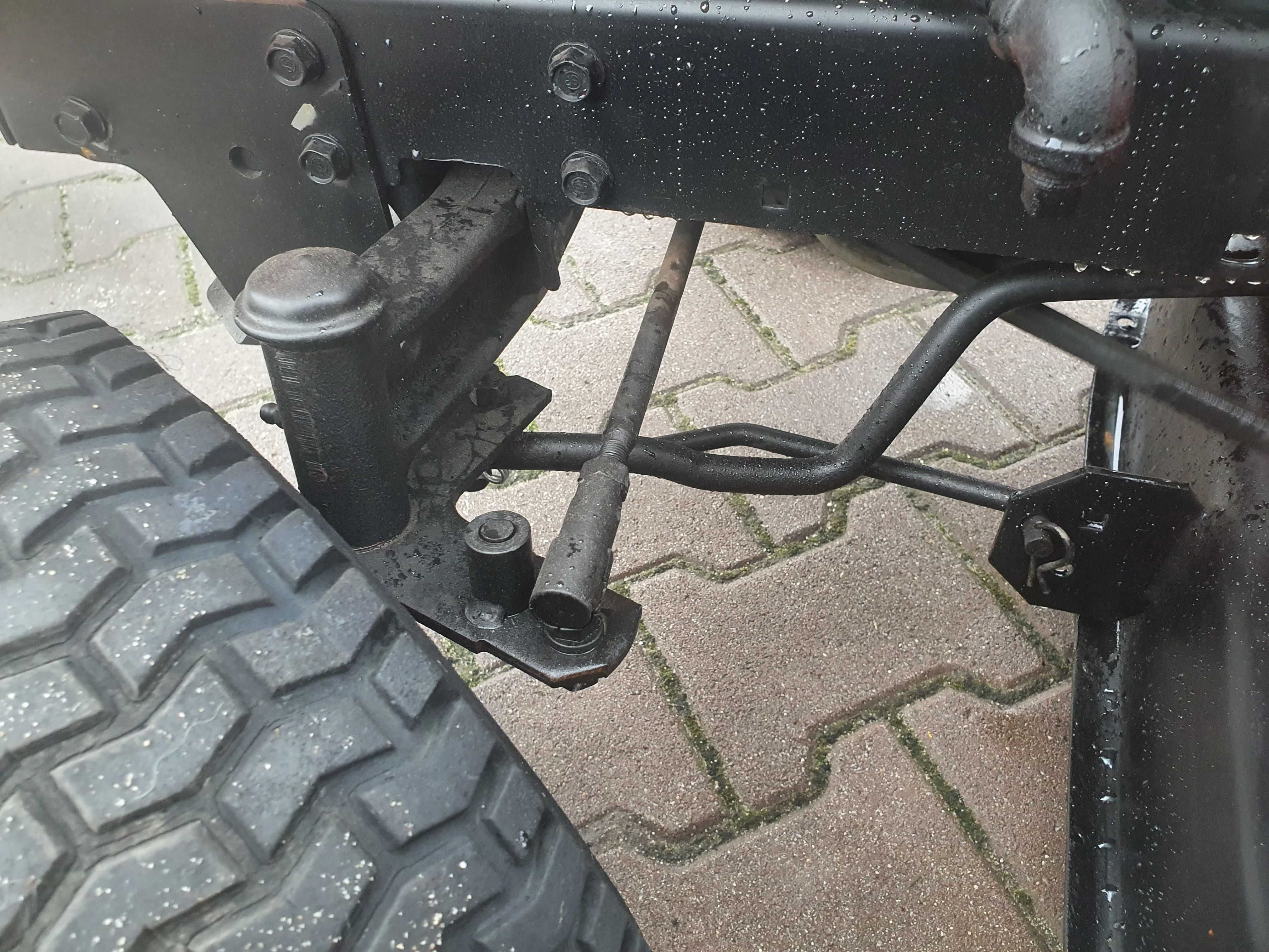 Traktor ogrodowy kosiarka Husqvarna YTH160 15KM hydrostat