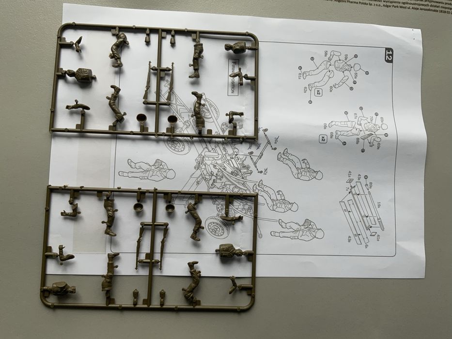 Zestaw figurek w ramkach skala 1/35