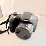 Sony cybershot 20.1 mega pixels DSC- H300
