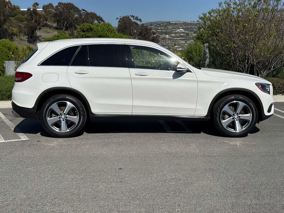 Mercedes-Benz GLC 300      2017