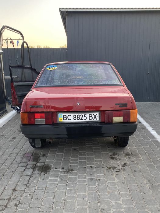 Продам ваз 21099