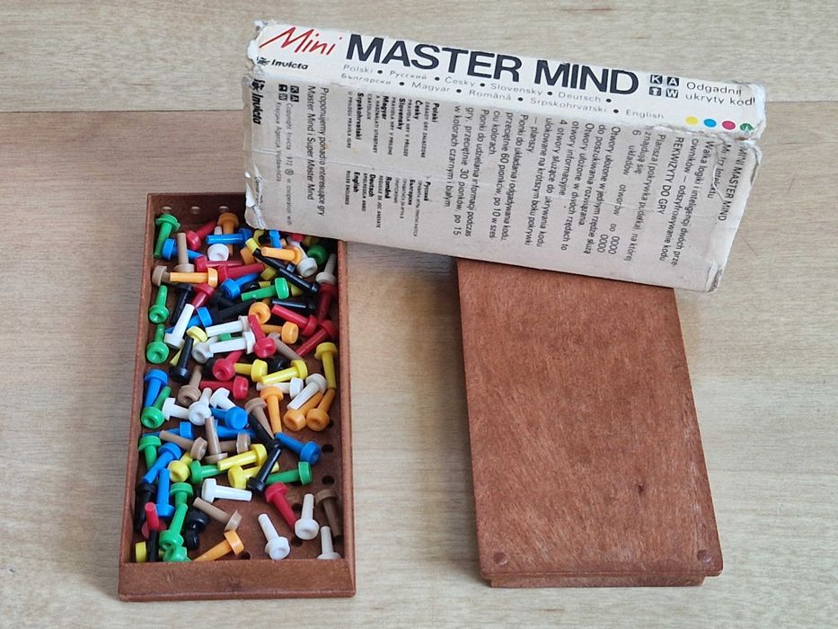 Mini Mastermind Gra turystyczna PRL lata 90 Invicta KWA MASTER MIND