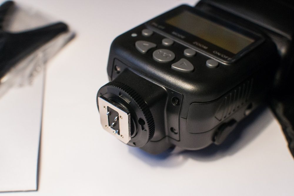 Спалах Meike MK-950 з TTL для Nikon MK950