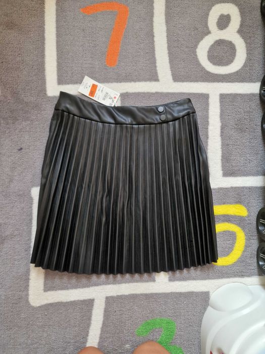 Nowa Skórzana spódniczka, spódnica, rozmiar S Reserved