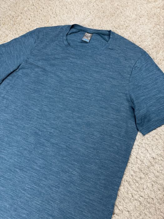 Чоловіча блакитна шерстяна футболка icebreaker merino оригінал