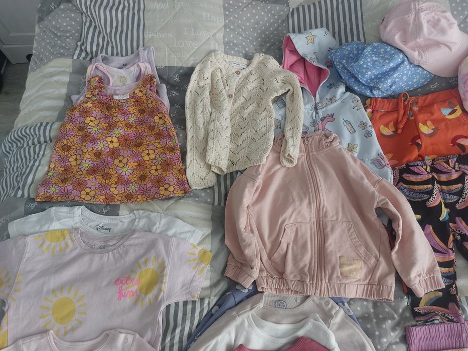 zestaw ubranek dla dziewczynki rozm. 92