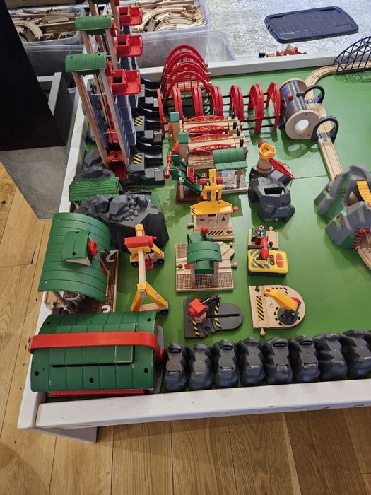 Залізниця різні набори Brio