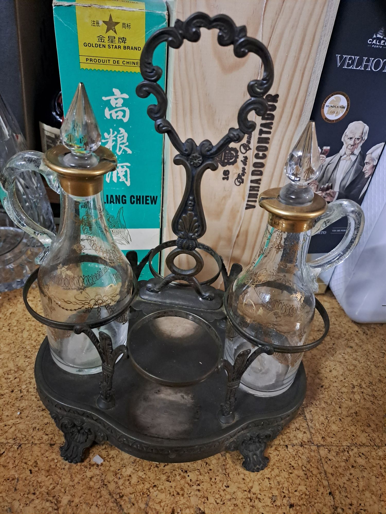 Galheteiro antigo