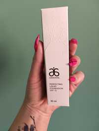 Podkład mineralny Honey Beige Arbonne SPF15