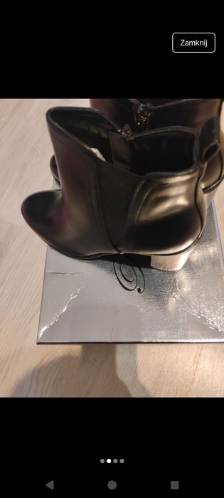 Botki na obcasie