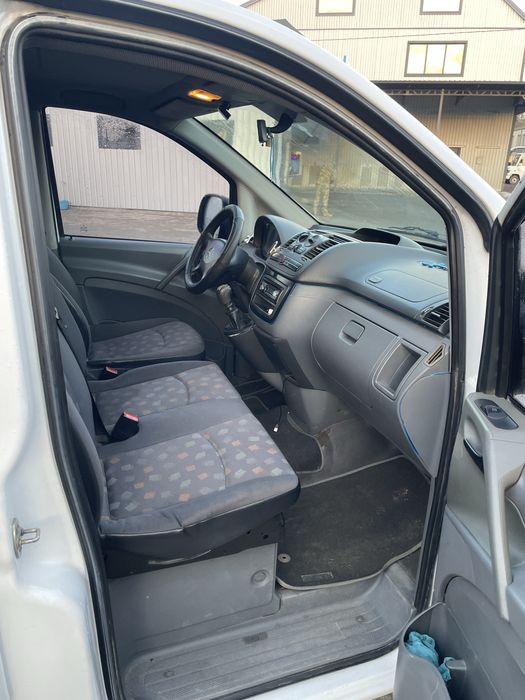 Mercedes-Benz Vito W639 пасажир 2006 рік 2.2 дизель