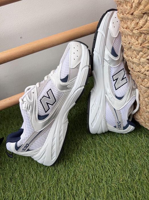 Кросівки жіночі new balance 530