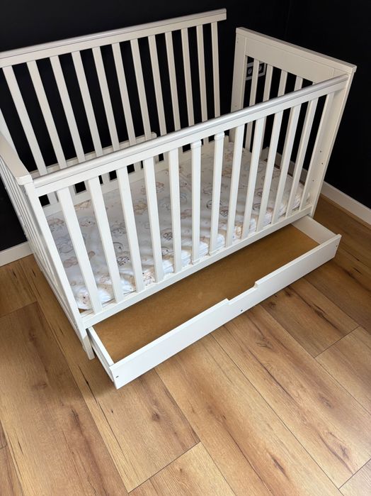 Łóżeczko, tapczanik 60x120