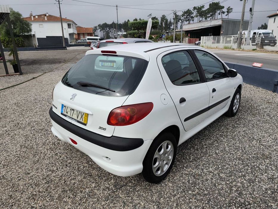 Peugeot 206 1.4hdi 2004 5 lugares