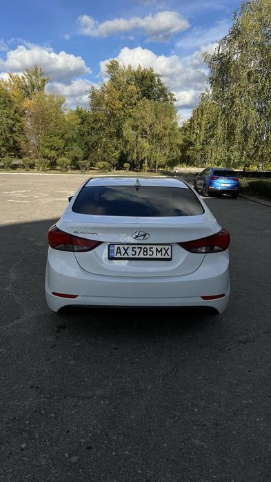 Hyundai Elantra 2014